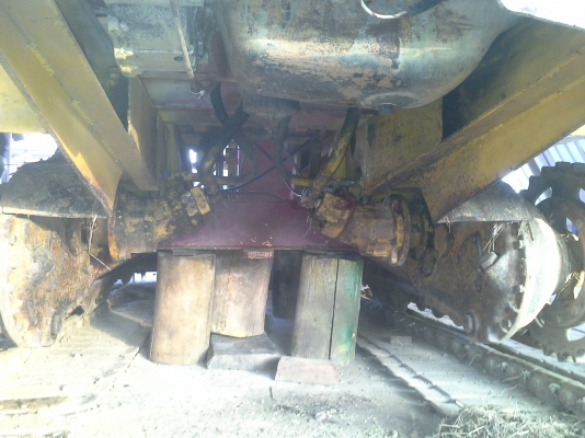 700000 ครับ นำส่งแล้วครับ ล้สร็จแล้วครับ ภาพจะออกช้าหน่อย ผมกับเจ้าของรถส่งงานกันทางไลน์ครับ งานหนัก ๆ เสร็จแล้ว กำลังเก็บสวนเก็บหล่อให้เหมือนใหม่แต่ราคาจิบ ๆ  เกษตรพัฒนา ปลดหนี้ รถขนาดเล็ก หน้าเกี่ยว 2.8 เมตร น่าจะเหมาะกับนาภาคอีสานครับ หาอยู่น่าจะมาลองด