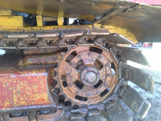 700000 ครับ นำส่งแล้วครับ ล้สร็จแล้วครับ ภาพจะออกช้าหน่อย ผมกับเจ้าของรถส่งงานกันทางไลน์ครับ งานหนัก ๆ เสร็จแล้ว กำลังเก็บสวนเก็บหล่อให้เหมือนใหม่แต่ราคาจิบ ๆ  เกษตรพัฒนา ปลดหนี้ รถขนาดเล็ก หน้าเกี่ยว 2.8 เมตร น่าจะเหมาะกับนาภาคอีสานครับ หาอยู่น่าจะมาลองด