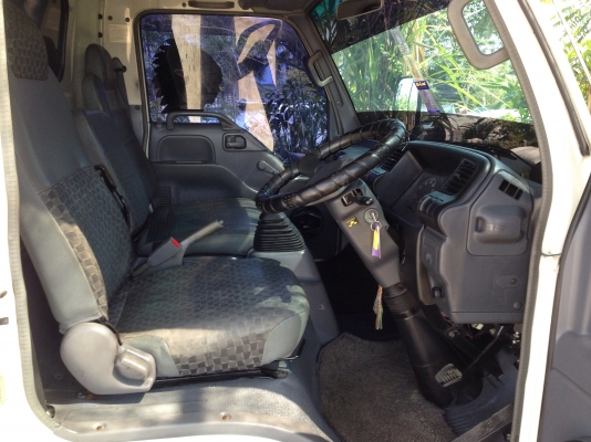 6ล้ออีซูซุNPR/130HPยาว5เมตร 6ล้ออีซูซุNPR/130HPยาว5เมตร