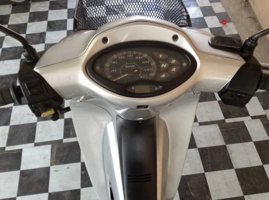 ขาย!!!เวฟ125s ปี46 รถเครื่องดีคับ มีเล่มทะเบียนครบ