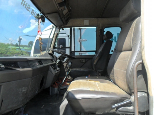 Mitsubishi MMTF528C 195 แรง 2 เพลา หัวคัสซี