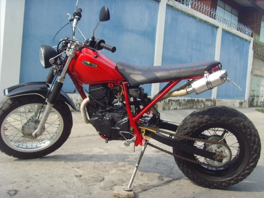 ขาย/แลก Yamaha TW200cc. ทะเบียนโอน แต่งยุ่นๆ แนวๆ 49000