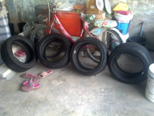 ยางดันลอบ 195-50-15 สภาพดี ราคาชุดละ 2800