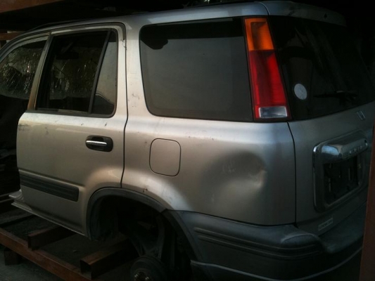 ขาย ท้ายตัดติดหลังคา CRV GEN 1