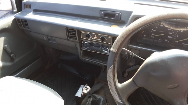 ***ขายแล้วครับขอบคุณ Truck2hand ขายกระบะแค็ปสวยๆ MITSU L200 AEROBODY ปี38/95 เครื่องเดิมเกียร์เดิม เครื่องแน่น แรง ช่วงล่างดีคัสซีสวยเดิมไม่ผุ ไม่ปะไม่ดาม กระบะสวย รถเคลียร์สีแต่บาง หัวเก๋งไม่ผุภายในสวยคอนโซลครบ พ.พาวเวอร์ แอร์เย็น ล้อแม็ก ยางดี4เส้น พร้อ ***ขายแล้วครับขอบคุณ Truck2hand ขายกระบะแค็ปสวยๆ MITSU L200 AEROBODY ปี38/95 เครื่องเดิมเกียร์เดิม เครื่องแน่น แรง ช่วงล่างดีคัสซีสวยเดิมไม่ผุ ไม่ปะไม่ดาม กระบะสวย รถเคลียร์สีแต่บาง หัวเก๋งไม่ผุภายในสวยคอนโซลครบ พ.พาวเวอร์ แอร์เย็น ล้อแม็ก ยางดี4เส้น พร้อ