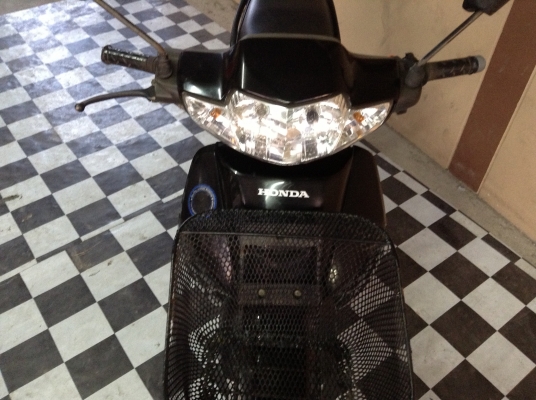 ขาย!!!ฮอนด้าเวฟ100 ปี47 รถเครื่องดีคับ มีเล่มทะเบียนครบ ภาษีไม่หมด