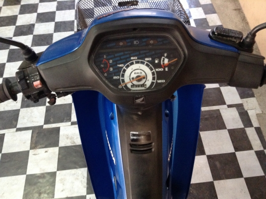 ขาย!!!ฮอนด้าเวฟ100 ปี46 รถเครื่องดีคับ มีเล่มทะเบียนครบ