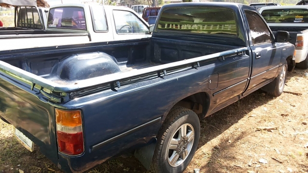 ***ขายแล้วครับขอบคุณ Truck2hand ขายกระบะตอนเดียว TOYOTA ไมตี้เอ็ก 2.5 ปี38/95 เครื่องเดิมเกียร์เดิม คานหน้าเดิม เครื่องแน่นแรงดี ช่วงล่างคัสซีสวยไม่ปะไม่ดาม กระบะสวยพื้นดี รถเคลียร์สีมา สีหนาหน่อย ภายในดี พ.ธรรมดา ประตูขวาตกนิดหน่อย ล้อแม็กวีโก้ ยางดี4เส้