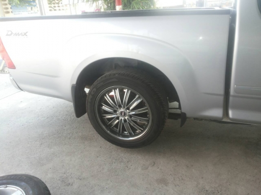 ขายล้อแม็ก TAW ขอบ 18 พร้อมยางใหม่เอี่ยมครบชุด (วิ่งไม่ถึง 1000 กม.) ขายล้อแม็ก TAW ขอบ 18 พร้อมยางใหม่เอี่ยมครบชุด (วิ่งไม่ถึง 1000 กม.)