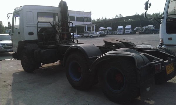 ขายรถหัวลากVOLVO FL7 เครื่อง240แรงพร้อมใช้ ขายรถหัวลากVOLVO FL7 เครื่อง240แรงพร้อมใช้
