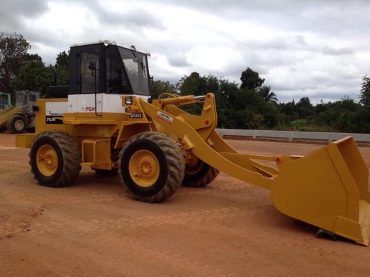 ขายรถตักล้อยาง TCM 830-2 (S11-03192) 4,212 ชม.