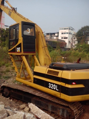 ขายรถแบคโฮ CAT 320 L บูมยาว18เมตร ไม่รั่วซึม สภาพพร้อมใช้งาน