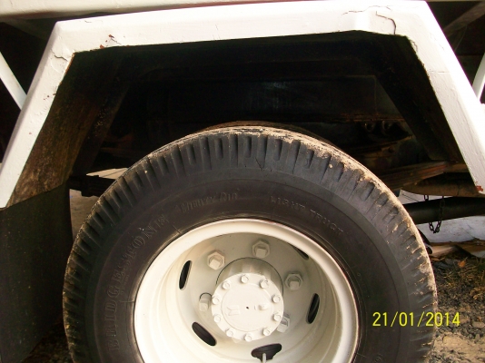 ขายหกล้อดั๊มฮีโน่120