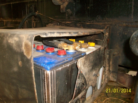 ขายหกล้อดั๊มฮีโน่120