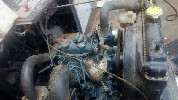 รถเกี่ยวข้าว คูโบต้า SR-J3D มือสองถูกม๊าก ขับเคลื่อนได้พร้อมใช้งาน รุ่นนี้มีอะไหล่ ราคา 40,000 ราคาไม่ผิดครับ 40000 จริง ๆ