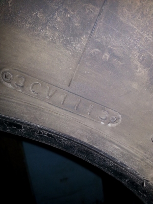 ขายยางรถบรรทุกbridgestone 11R22.5 สวยมาก