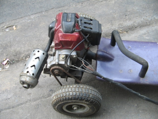 ขาย สเก็ตบอร์ดติดเครื่อง นำเข้าญี่ปุ่น ราคา 8,500 ขาย สเก็ตบอร์ดติดเครื่อง นำเข้าญี่ปุ่น ราคา 8,500