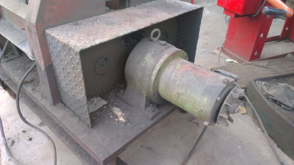 Sell> ขายเครื่องดัดแป๊ปมือสอง สภาพดี พร้อมใช้งาน กว่าจะหามาได้ยากเหลือเกินครับ