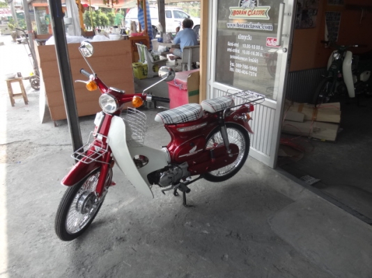 ขายc70มาใหม่สวยๆสีแดงแก้วเครื่องดรีมมีทะเบียนโอนอยู่กทมบางแค(ร้านโบราณคลาสสิค)โทร0897661966ไลท์บางแค