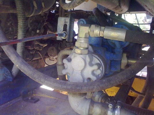 ขายรถเกี่ยวข้าวเกษตรพัฒนารุ่นไอ้หนุ่มไวไฟ