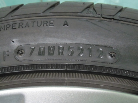 ขายล้อแม็ก Mazda 2 พร้อมยางขอบ 16 สภาพสวยมากๆ