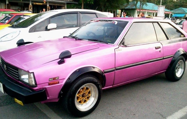 ขาย TOYOTA TE71liftback สีน้ำพู