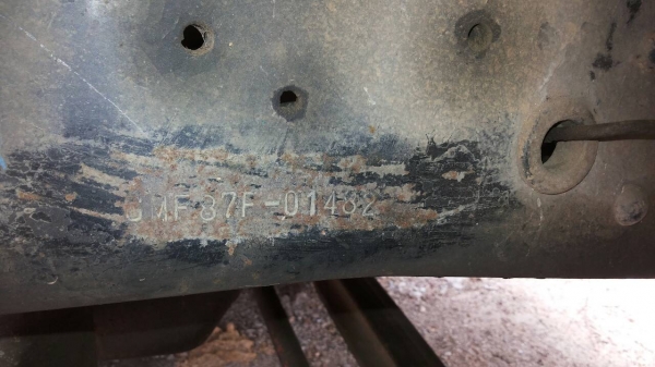 ขายรถ 6 ล้อรั้ว NISSAN UD เครื่อง165 แรงม้า ยาง 900 กระบะยาว 4.30 เมตร ราคา 350000