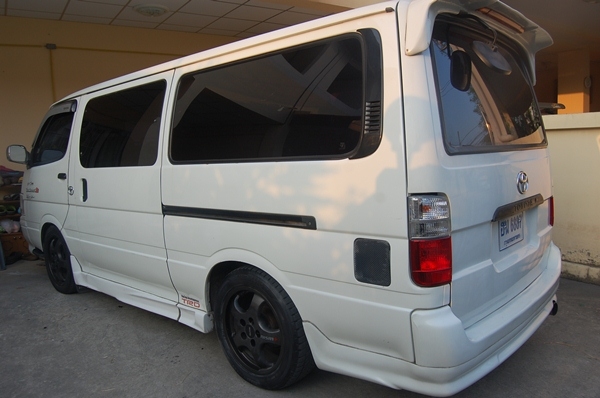 HIACE สวยๆครับ