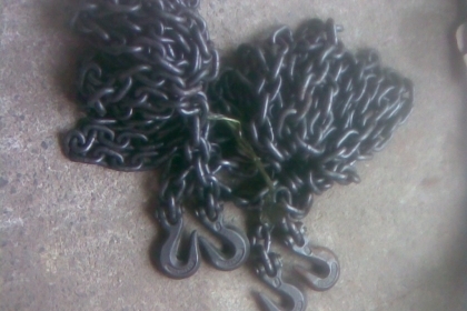 โซ่ญี่ปุ่นเนื้อเหล็กสวยครับเป็นของญี่ปุ่นครับ มีเลขนับเบอร์ตามข้อ  ขนาดความยาว 6  เมตรครับ พร้อมตะขอลากจูงได้ สภาพพร้อมใช้งานครับราคานี้คุ้มครับ