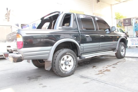 ลดราคาเหลือ229000บาท FORD RENGER 2500TURBO 4X4 4ประตู ปี2002 ลดราคาเหลือ229000บาท FORD RENGER 2500TURBO 4X4 4ประตู ปี2002