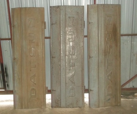 ขายฝาท้ายดัทสัน521 เเละ ดัทสัน 520 ของเเท้ใหม่เก่าเก็บครับ