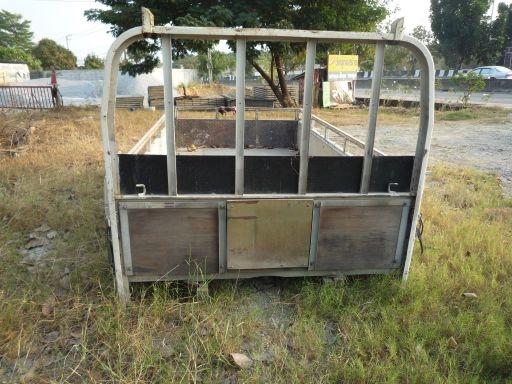 ขายกระบะนอกปูพื้นตีนไก่ ขายกระบะนอกปูพื้นตีนไก่