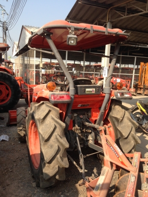 325,000 บาทเท่านั้น  KUBOTA L3608 ชั่วโมงน้อยสุดๆ