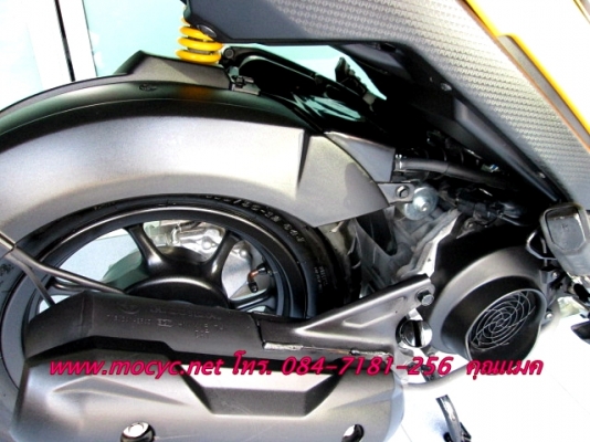 ZOOMER สีเหลือง สีขายดี มาใหม่  ไมล์ 1515 โล ใหม่กิ๊ก แถมฟรี  เสื้อ และหมวกกันน็อก 44900