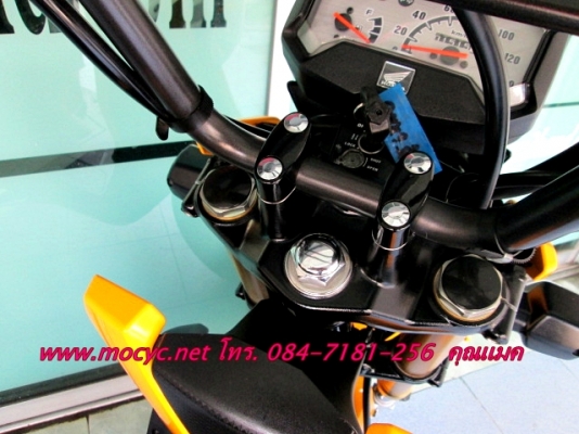 ZOOMER สีเหลือง สีขายดี มาใหม่  ไมล์ 1515 โล ใหม่กิ๊ก แถมฟรี  เสื้อ และหมวกกันน็อก 44900