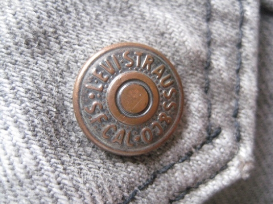 ขายเสื้อยีนต์ ลีวาย ของแท้ ขายเสื้อยีนต์ ลีวาย ของแท้