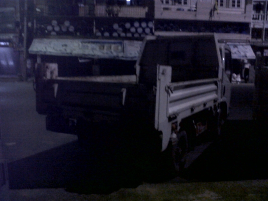 ขายรถอีฃุฃุดรั้ม  4 ล้อใหญ่  NPR  130   รถปี 54