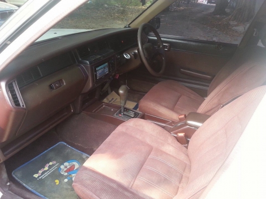 ขายด่วนเก๋งโตโยต้า คราวน์ ปี 89 เครื่อง 1JZ เกียร์ออโต้ ติดแก๊สแล้ว 79000 ต่อรองได้ค่ะ