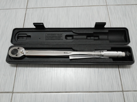 ประแจปอนด์ 4 หุน ปรับแรงบิดได้ 20 - 150 ฟุตปอนด์