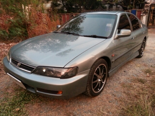 HONDA 96 ออโต้ วีเทค2.2 ABS