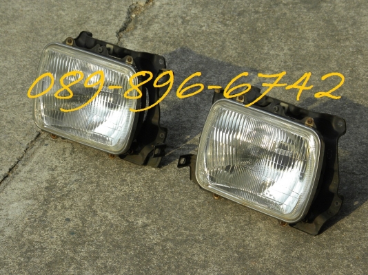 ขายโคมไฟหน้า ISUZU MU พร้อมขา ขายโคมไฟหน้า ISUZU MU พร้อมขา