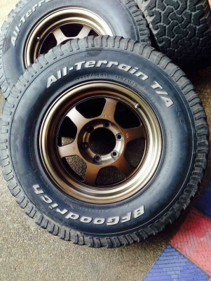 ขายล้อ TE 37 พร้อมยาง BF ALL 265 75 16 ปี 08