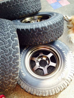 ขายล้อ TE 37 พร้อมยาง BF ALL 265 75 16 ปี 08
