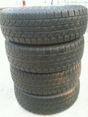 ขายยาง A/T 235/70R16ถูกๆ
