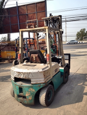 -:-*&bull;*ข า ย ร ถ ย ก เ ก่ า น อ ก*&bull;*-:- TOYOTA 5FG25 เสาสูง4เมตร งากระดกได้ เครื่องเบนซิล