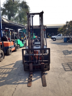 -:-*&bull;*ข า ย ร ถ ย ก เ ก่ า น อ ก*&bull;*-:- TOYOTA 5FG25 เสาสูง4เมตร งากระดกได้ เครื่องเบนซิล