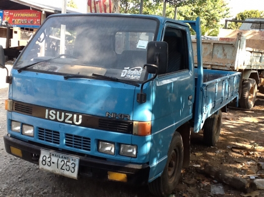 ขายครับNHR เครื่อง4JB1 88HP ทะเบียนขาด2ปี เครืองดีแคชชีงามๆครับเอกสารพร้อมโอนรถวิ่งปกติครับ