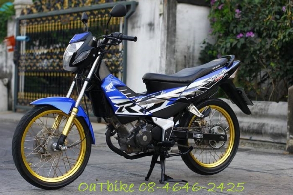 โซนิคตัวใหม่   ปี 48  ล้อทอง หล่อๆ