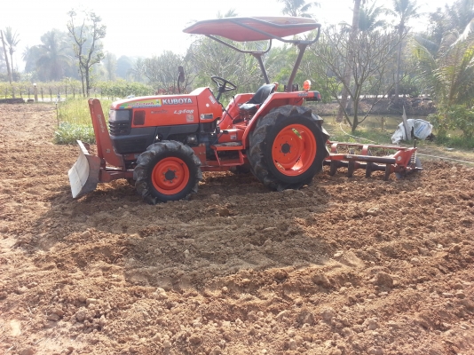 คูโบต้า  L3408 ใบมีดดันหน้าช้าง ผาน 6 ช้าง ทำงาน 587 ชั่วโมงรถไร่สวยเดิมยังกะรถใหม่