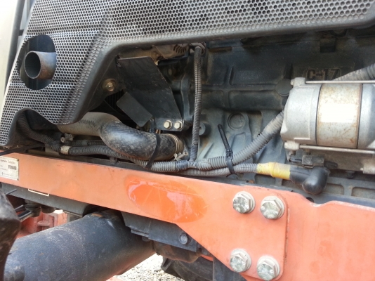 คูโบต้า  L3408 ใบมีดดันหน้าช้าง ผาน 6 ช้าง ทำงาน 587 ชั่วโมงรถไร่สวยเดิมยังกะรถใหม่